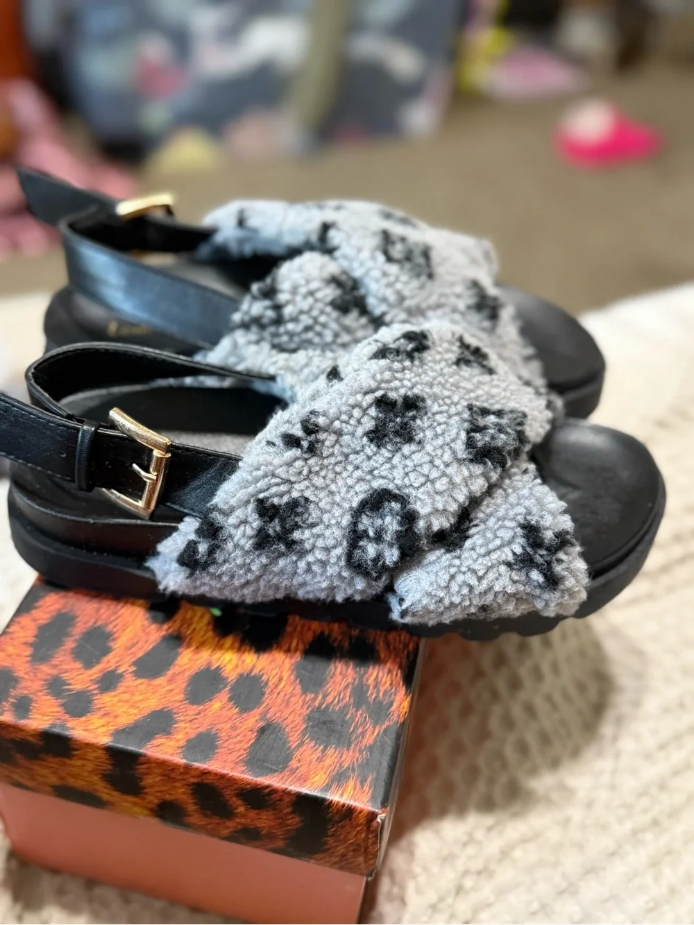 Kids Gray & Black Fuzzy Crisscross Sandals